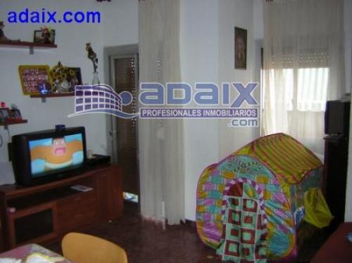 ZONA: LA BALSA. 2 hab dobles gres embero techo con