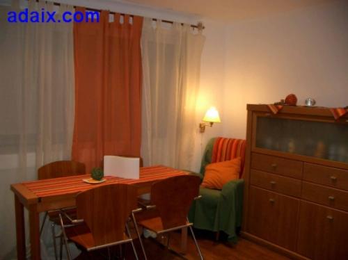 ZONA: LLOREDA. Todo reformado parket cuarto de baño completo climalit.