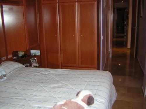 ZONA: LA SALUD. Suelo marmol haya calefacciOn aire habit ppal