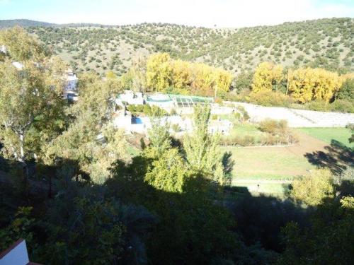 Pueblos Blancos. El Bosque. Casa adosada con vistas fantasticas a