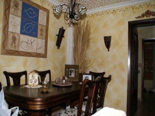 Piso totalmente reformado. Con decoraciOn rustica - marroqui. Todo ex