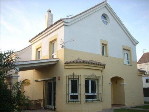 Excelente chalet independiente en El Puerto de Santa Maria (urbanizacion