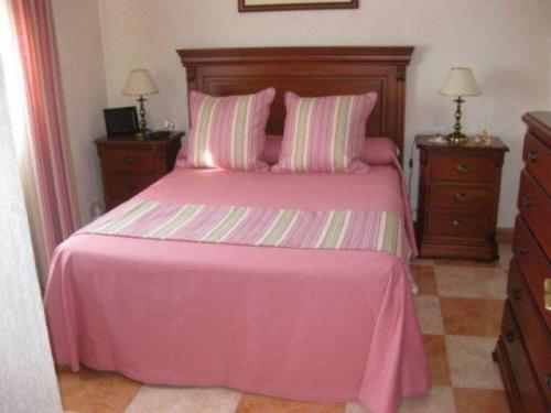 PRECIOSO PISO EN PLANTA BAJA. 4 DORMITORIOS CONVERTIDOS EN 3