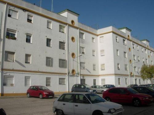 COQUETO PISO BAñO REFORMADO COCINA REFORMADA BALCON. SUPERMERCADOS AMBULATORIO