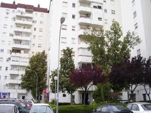 AMPLIO LUMINOSO DOS ASCENSORES GAS CIUDAD TERRAZA DOS BAñOS A/A