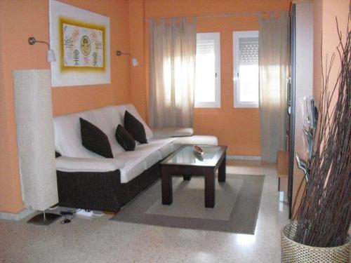 Piso de tres dormitorios en Jerez de la Frontera. Se