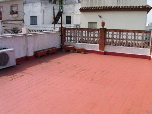 CASA DE 1 PLANTA AZOTEA MUY LUMINOSA Y SOLEADA POSIBILIDAD
