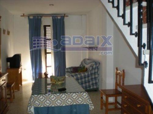 COQUETO DUPLEX. BAñO. A/ACON. PZ. DE GARAJE. TOTALMENTE AMUEBLADO. ZONA