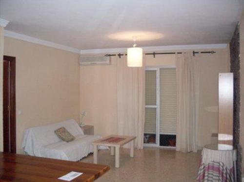 Piso de 3 dormitorios 2 baños completos cocina amueblada con