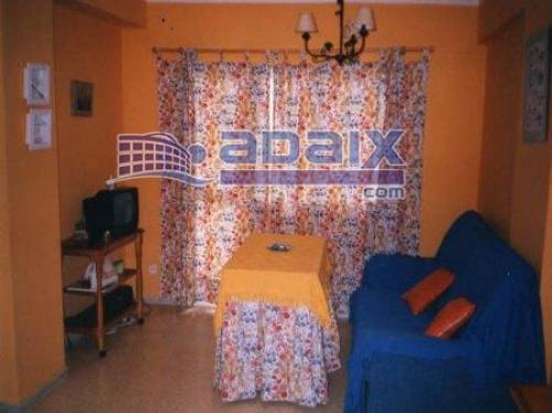 Piso de 4 dormitorios 2 baños salOn comedor terraza y