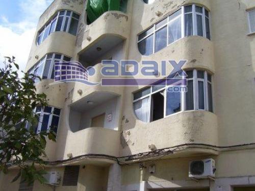 Piso 2 dormitorios terraza lavadero totalmente amueblado buen estado de