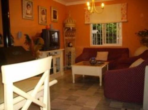 Casa unifamiliar en Jerez. Su planta baja se distribuye en