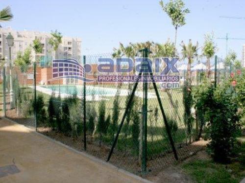 Magnifico atico de 4 dormitorios con armarios empotrados A/A. en