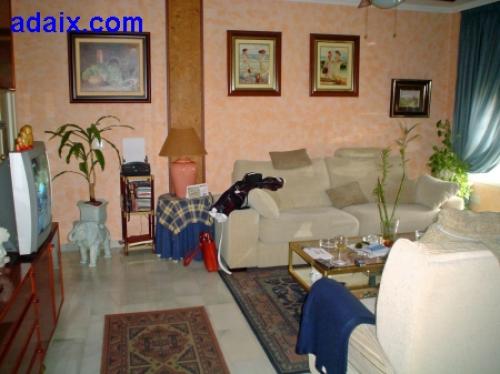 Precioso piso ubicado a la espalda de Carrefour Norte.A sus