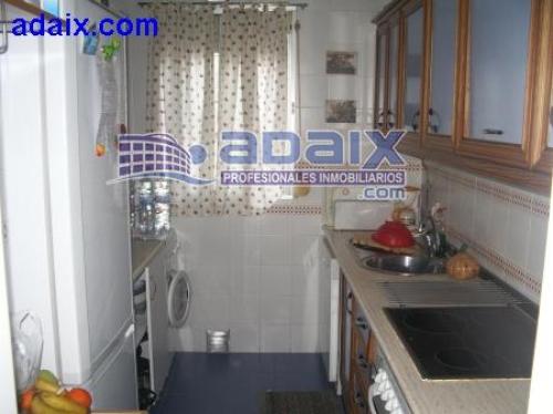 Piso en pleno centro de Jerez de tres dormitorios salOn/comedor