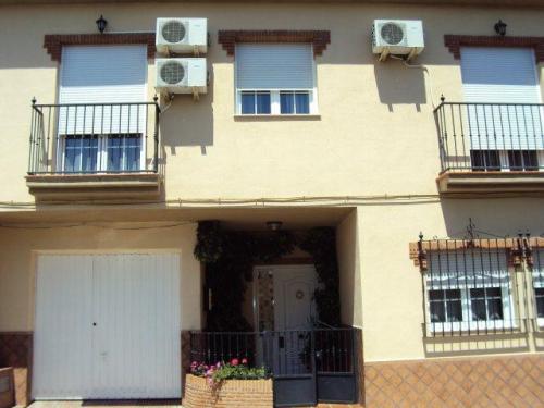 Casa en venta en Belicena - Vegas del Genil (Granada.