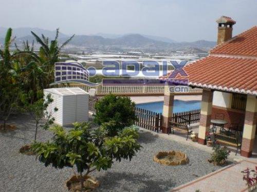 Piso en Motril zona Torrenueva magnifica Casa Rural para todo