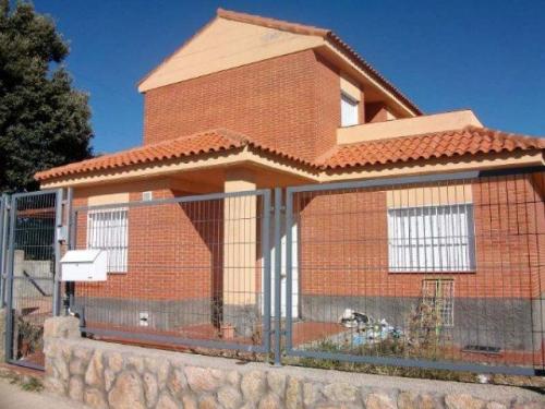 Magnifico chalet en venta de dos plantas en la exclusiva