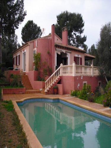 Chalet independiente en Calvia se vende ubicado en Nova Santa