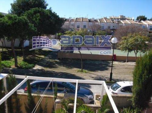 Piso en Calvia ubicado en Son Ferrer. Consta de 3