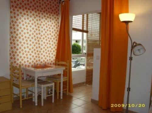 Estudio en Calvia ubicado en Santa Ponsa. Consta de salOn