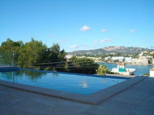 MEMORIA CONSTRUCTIVA Y DE MATERIALESVIVIENDA UNIFAMILIAR CON LOCAL COMERCIAL655 m2