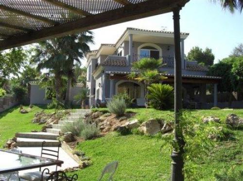 Unifamiliar en Calvia ubicado en Nova Santa Ponsa consta de