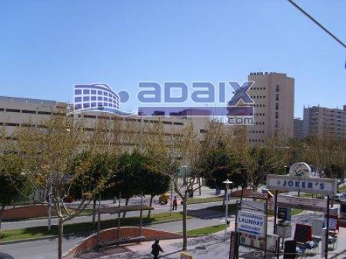 Apartamento en Calvia ubicado en Magaluf. Consta de 2 dormitorios