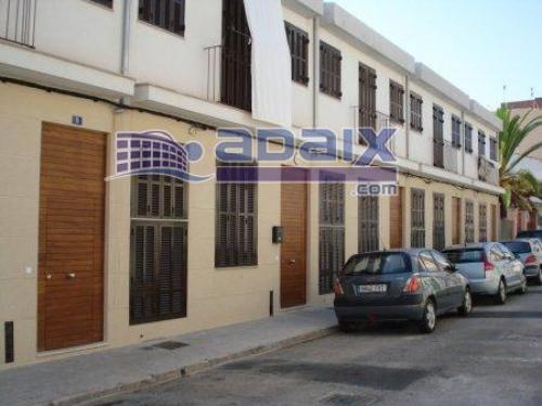 Casas en Palma de Mallorca ubicadas en Son Espanyolet. Constan