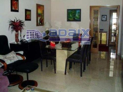 Estupendo piso con magnificos acabados muy bien ubicado y con