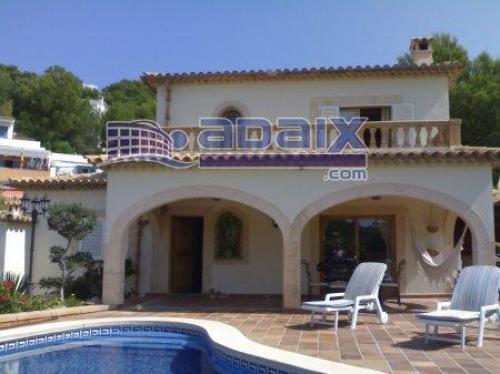 Chalet en Calvia ubicado en Peguera muy luminoso tiene 2