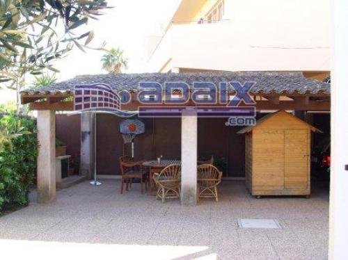 Chalet unifamiliar en Palma de Malorca ubicado en Son Rapinya.Fantastica