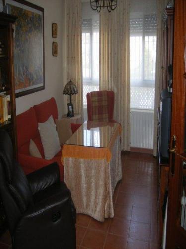 Magnifica Casa Unifamiliar. Semi-Nueva. Soleria de Gres Rustico. Pue