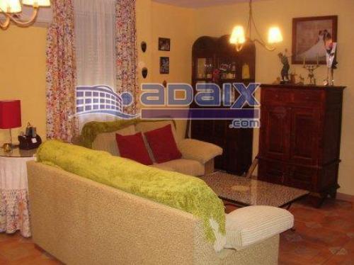 SE VENDE PISO DE 75 M2 TRES DORMITORIOS ( POSIBILIDAD