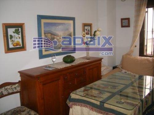 MAGNiFICO DuPLEX EN UNA ZONA RESIDENCIAL MUY TRANQUILA DE LINARES.