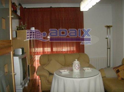 EXCELENTE APARTAMENTO EN PLENO CENTRO DE LA CIUDAD DE LINARES.