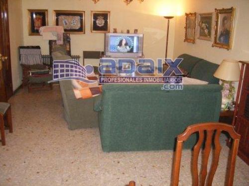 PISO JUNTO A LA PLAZA ANIBAL DE 128 M2. SUELO