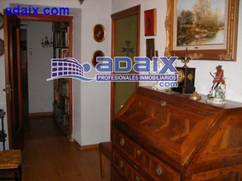 Magnifica Casa Unifamiliar. En Pleno Centro de Linares. SalOn con