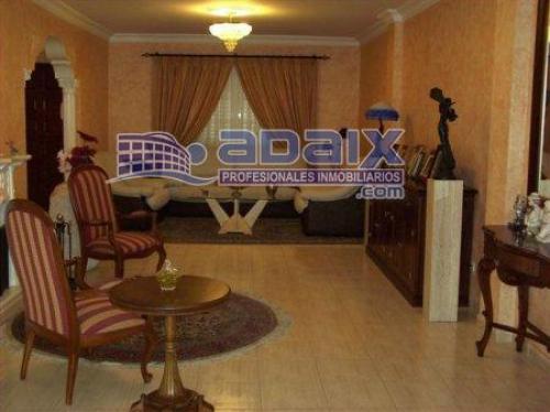 En parcela de 420 metros 230 metros utiles. Cuatro dormitorios