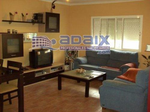 Excelente duplex totalmente reformado. Cuatro dormitorios uno con vestidor tipo