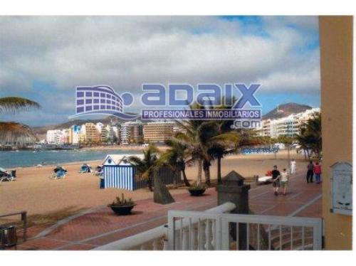 Preciosa casa colonial en el mismo paseo de Las Canteras