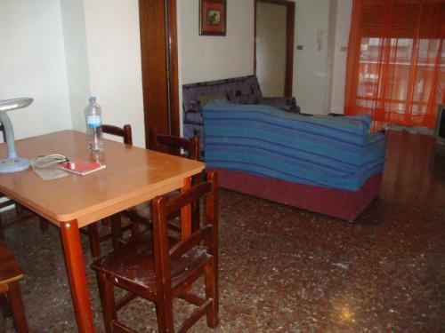 Piso en alquiler en Alcantarilla.Se alquila piso muy grande en