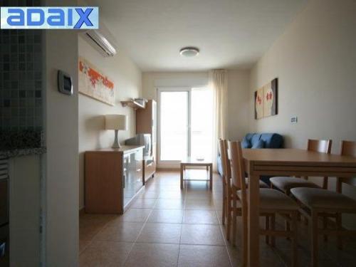 Piso en alquiler en La Manga. Piso de 55m2 distribuidos