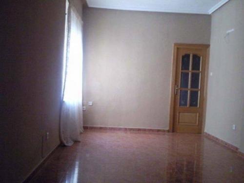 Piso en Los DoloresEstupendo piso reformado de 105m2 y 80m2