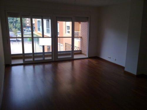 PISO EN AV. JUAN CARLOS IMagnifico primer piso con ascensor