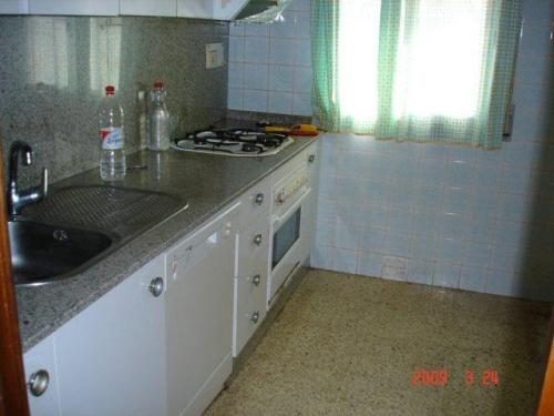 Piso de 90m2 en San Pedro del Pinatar. Se distribuye