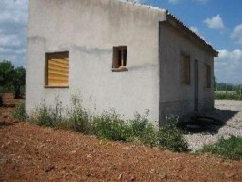 Precioso Terreno Totalmente vallado DE 5.500m2 con Agua Luz una