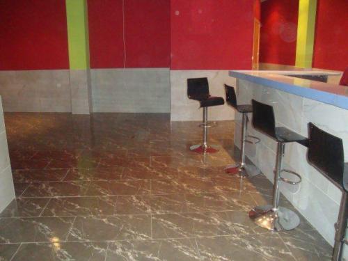 Bajo comercial en alquiler en Alcantarilla junto Jardin de Campoamor.