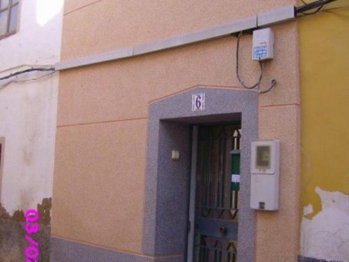 Piso en venta en Mula3 dormitorios 1 salOn1 baño1 terraza