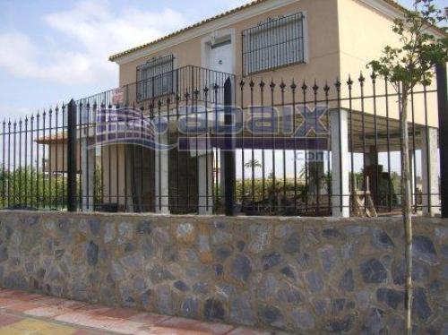 Chalet con parcela junto al camino el Baden143m2 de casa